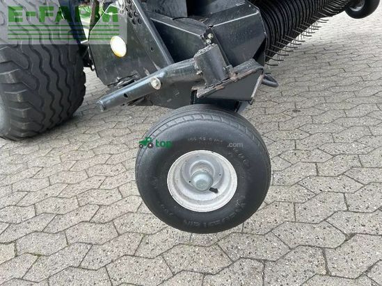 Empacadora gigant - Case IH - rb 465