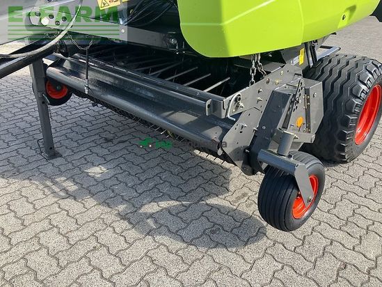 Empacadora gigant - Claas - variant 380 rf