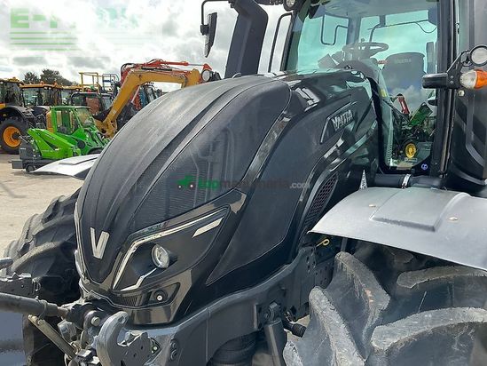Tractor agrícola - Valtra - t194 versu unlimited (st26337)