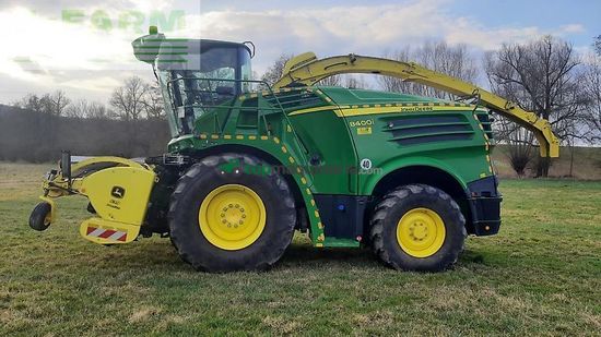 Cosechadora de Cereal - John Deere - 8400