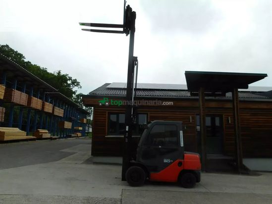 Elevadora - Toyota - 02-8fdf30 triplex 5,5m + ss + doppelpalettengabe