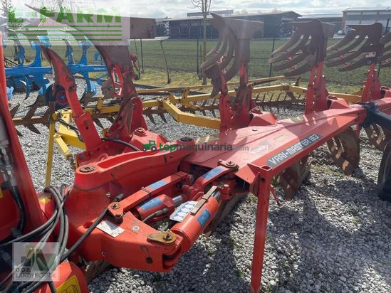 Arado - Kuhn - vari-master 153 mit schollencracker