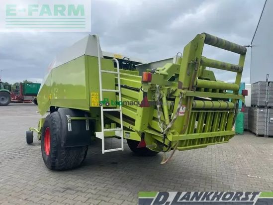 Empacadora gigant - Claas - quadrant 2200 fc