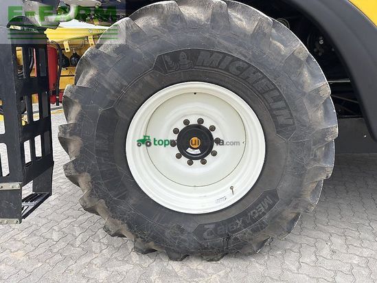 Cosechadora de Cereal - New Holland - ch 7.70