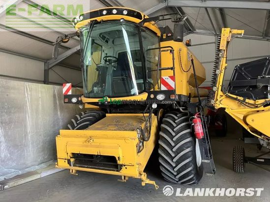 Cosechadora de Cereal - New Holland - tc5.80