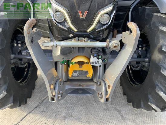 Tractor agrícola - Valtra - n135 active tractor (st27903)