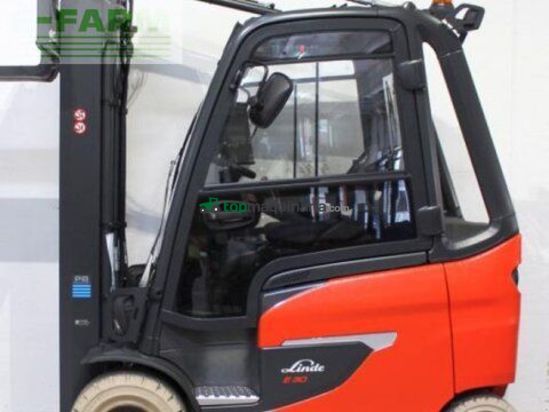 Elevadora - Linde - e 30/600 h 1252