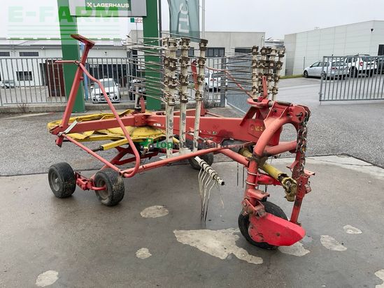 Rastrillo - Pöttinger - TOP 461 N