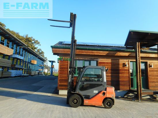 Elevadora - Toyota - 02-8fdf25 triplex + ss + zv + kabine