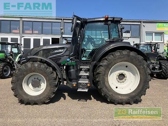 Tractor agrícola - Valtra - q245