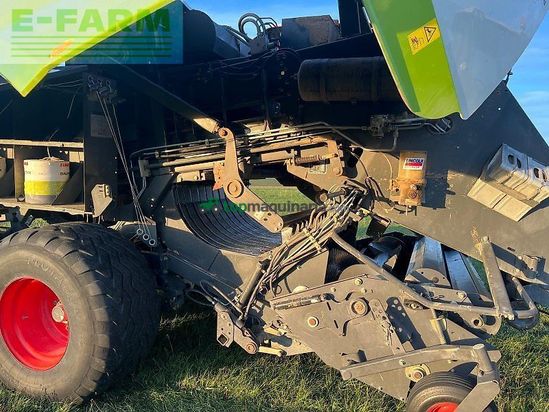 Empacadora gigant - Claas - quadrant 3200 rc