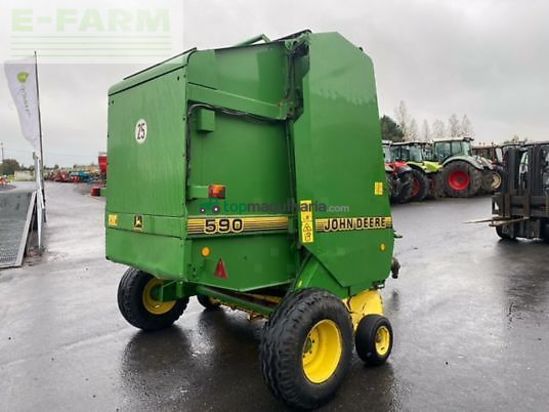 Empacadora gigant - John Deere - 590