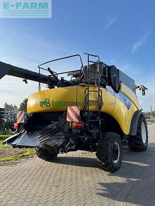 Cosechadora de Cereal - New Holland - cr 9070