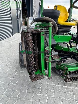 Cosechadora de Cereal - John Deere - 8700