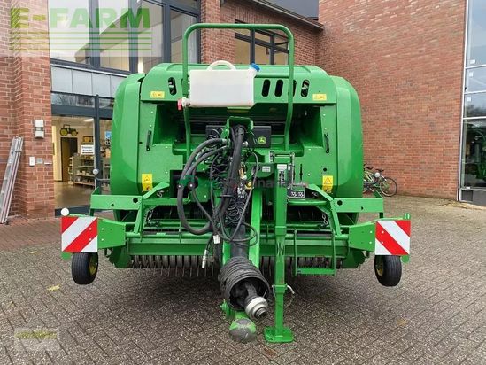 Empacadora gigant - John Deere - c441r