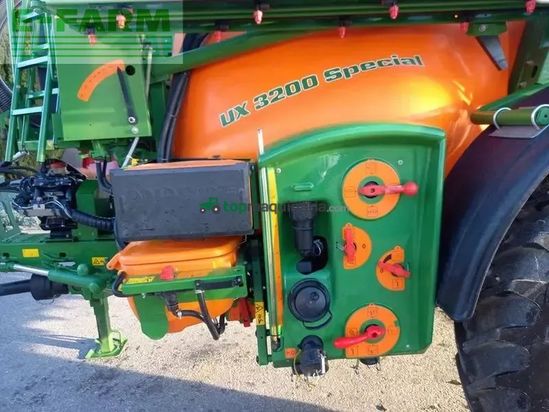 Atomizador - Amazone - ux 3200 special feldspritze gezogen