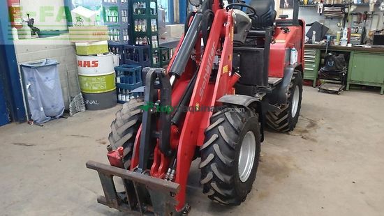 Minicargadora - Schaffer - 4670