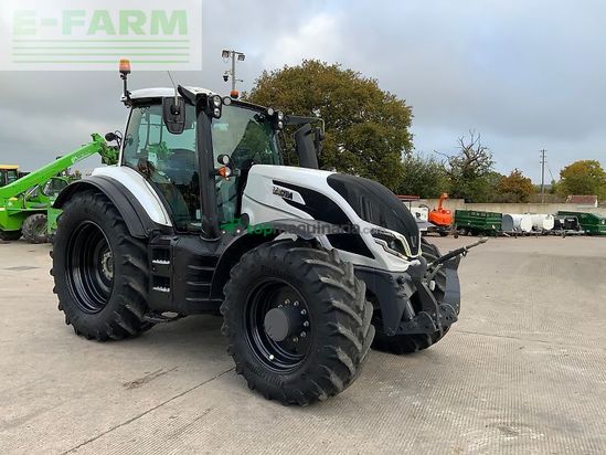 Tractor agrícola - Valtra - t235 versu tractor (st24702) Versu
