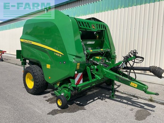 Empacadora gigant - John Deere - V451R