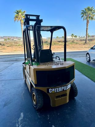 Carretilla Caterpillar V50 D 