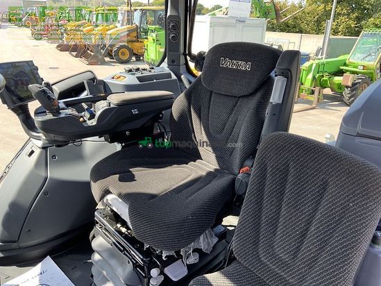 Tractor agrícola - Valtra - t175 versu telehandler (st24299) Versu