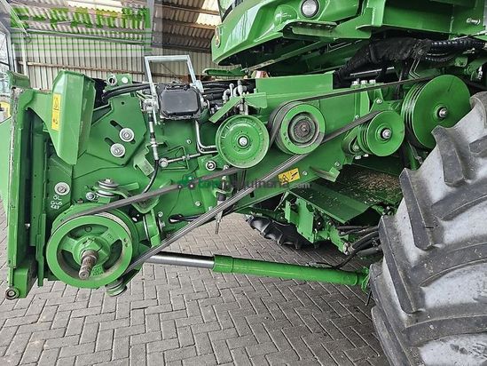 Cosechadora de Cereal - John Deere - t560 i