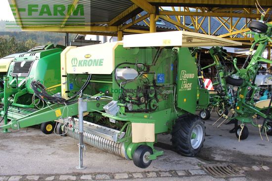 Empacadora gigant - Krone - round pack 1250 mc