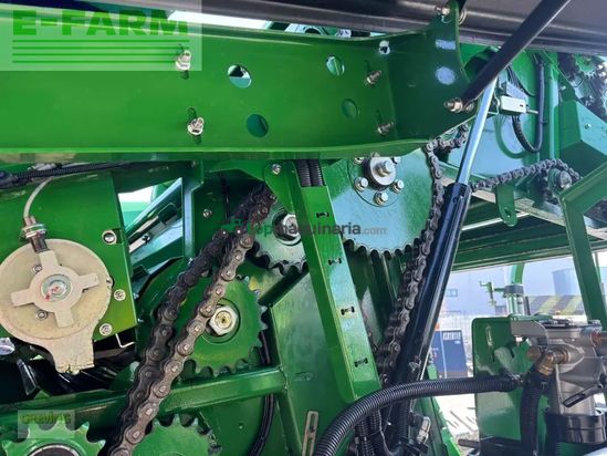 Empacadora gigant - John Deere - c 441r mit folienbindung