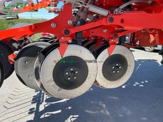 Sembradora - Kuhn - drillkombi btf 5000 r mit fronttank und kreisele