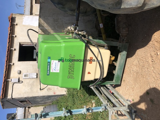 Pulverizador suspendido - 600 L 