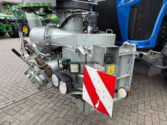 Tractor agrícola - Claas - xerion 4000 & kaweco schwanenhals tridem