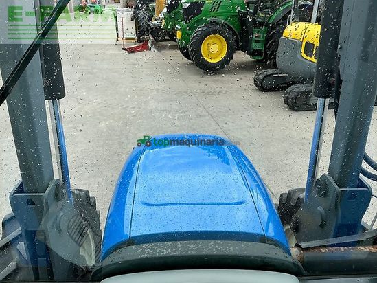 Tractor agrícola - New Holland - t5040 tractor (st25992)