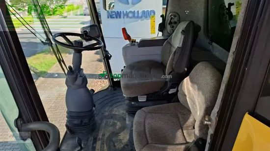Cosechadora de Cereal - New Holland - cx 840