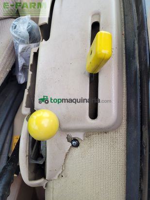 Tractor agrícola - John Deere - 5615 vinero