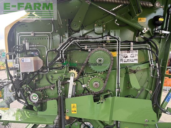 Empacadora gigant - Krone - comprima v 150 xc