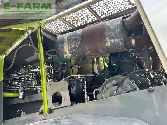 Cosechadora de Cereal - Claas - jaguar 870 mit kemper 360 und pu