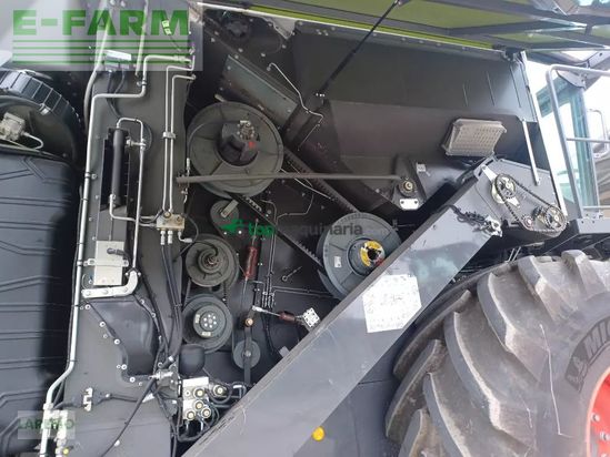 Cosechadora de Cereal - Claas - trion 750 montana + v 770