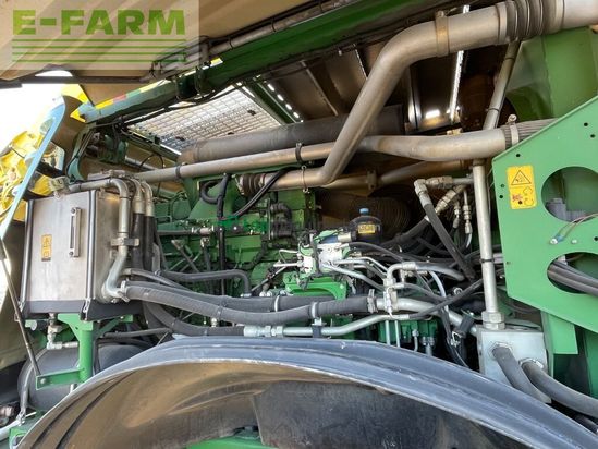 Cosechadora de Cereal - John Deere - 8700i