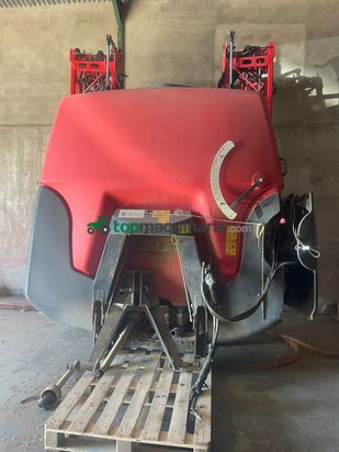 Pulverizador suspendido  Kverneland Ixter B18 de 2000l 