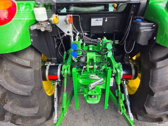 Tractor agrícola - John Deere - 5067e (stage v)