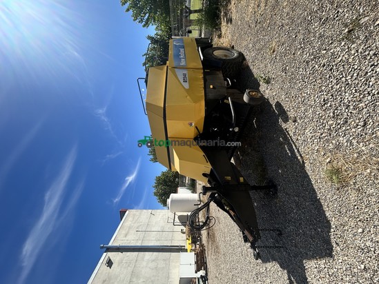 Empacadora gigante - New Holland - BB940