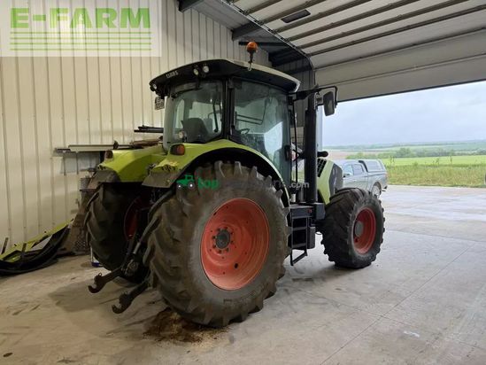 Tractor agrícola - Claas - arion 620 cis