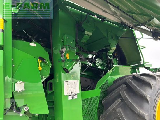 Cosechadora de Cereal - John Deere - s785