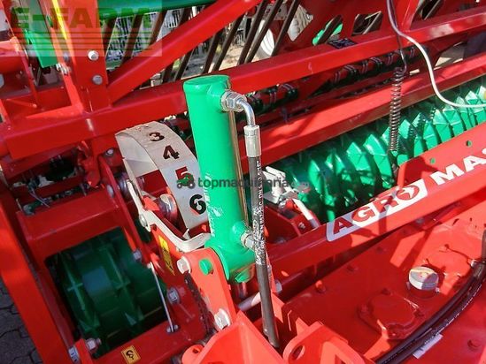Sembradora - Agro-Masz - ana 30 + sn 301 - 24 reihen
