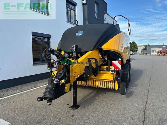 Empacadora gigant - New Holland - bigbaler 1270 rc+