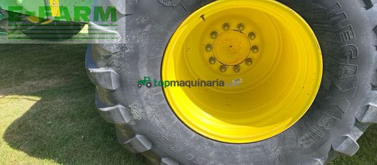 Cosechadora de Cereal - John Deere - 7700