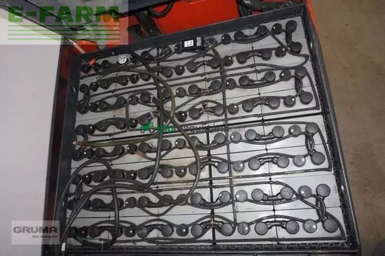 Elevadora - Linde - e 30/600 hl 387