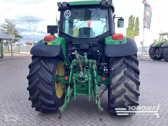 Tractor agrícola - John Deere - 6520