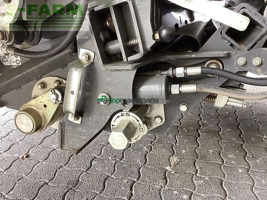 Empacadora gigant - Claas - quadrant 5300 fc