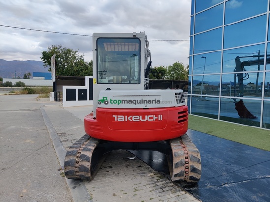 Excavadora - Takeuchi TB 80 FR